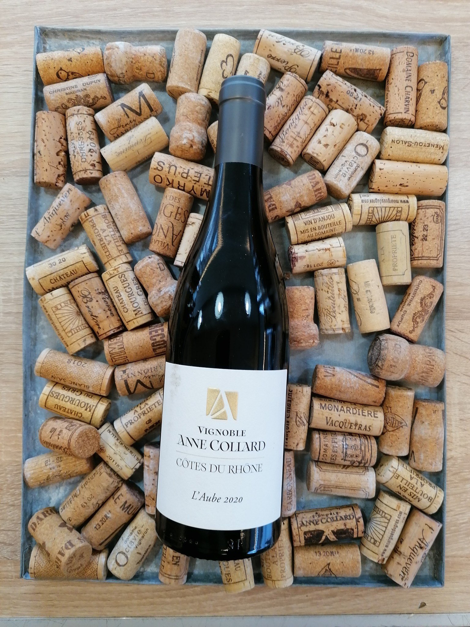 Vin rouge. L’Aube 2020.